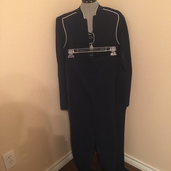 Suite - Picture 4 of 8